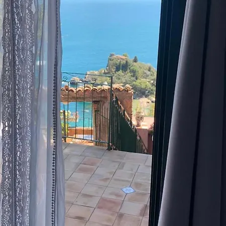 Bed & Breakfast La Bergerie 4*